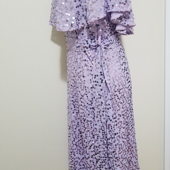 Sequin Cape midi Dress - Picture 7 of 10